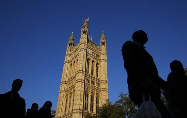 Συναγερμός για ύποπτο πακέτο στο βρετανικό Κοινοβούλιο