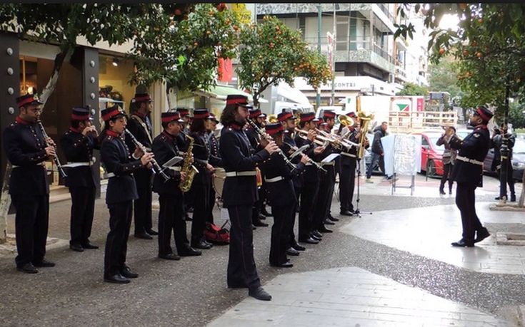 Καλοκαιρινοί μουσικοί περίπατοι στο δήμο Πειραιά
