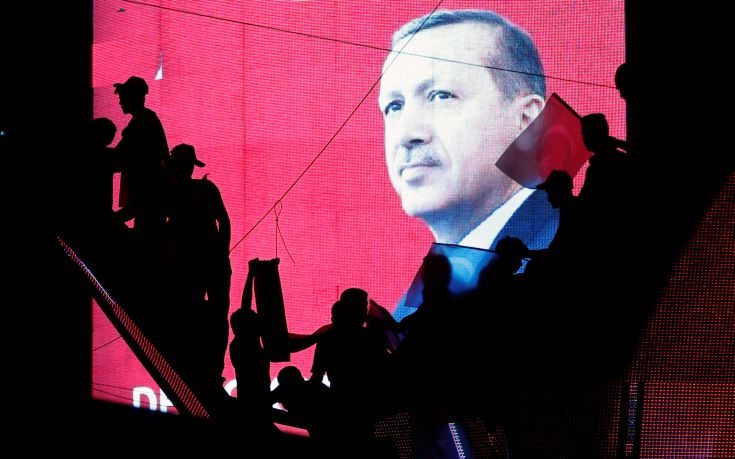 Νέα τρίμηνη παράταση της κατάστασης έκτακτης ανάγκης στην Τουρκία
