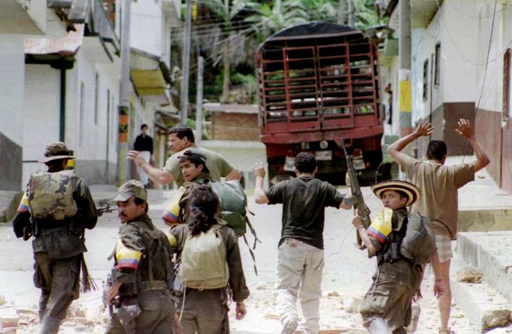 Οι FARC αποχώρησαν, η βία παραμένει στην Κολομβία