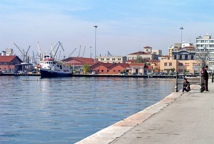 Συμβολικός αποκλεισμός του λιμανιού στη Θεσσαλονίκη την Τρίτη