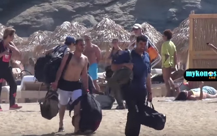Μετανάστες αποβιβάστηκαν σε παραλία της Μυκόνου