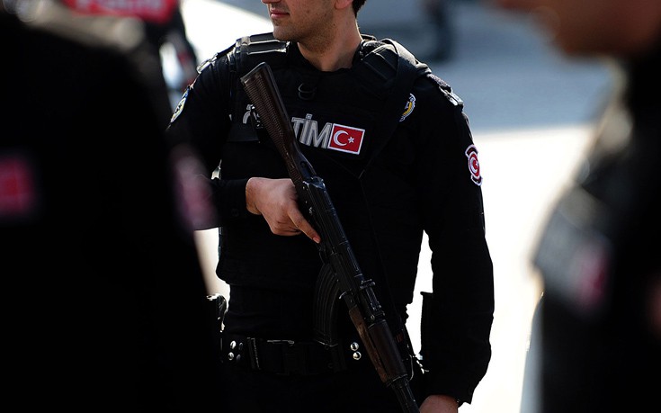 Συλλήψεις δέκα στελεχών της ακροαριστερής οργάνωσης DHKP-C στην Τουρκία