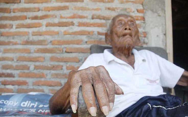 Ο γηραιότερος άνδρας στον κόσμο λέει πως είναι 145 ετών και θέλει να πεθάνει