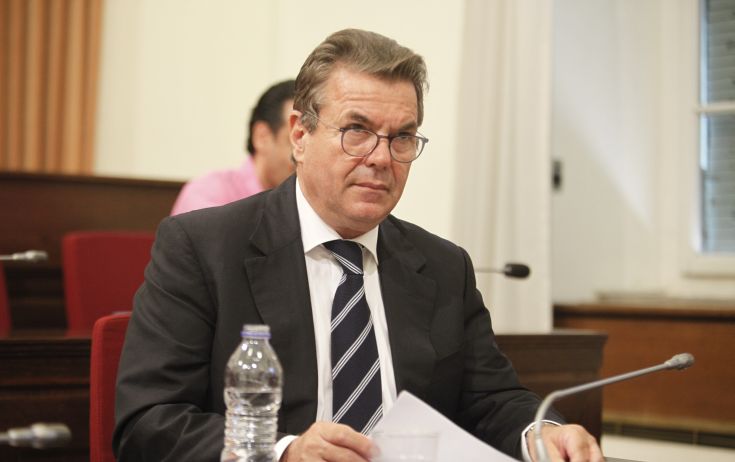 Πετρόπουλος: Δεν υπάρχει περίπτωση για μειώσεις 40% στις νέες συντάξεις