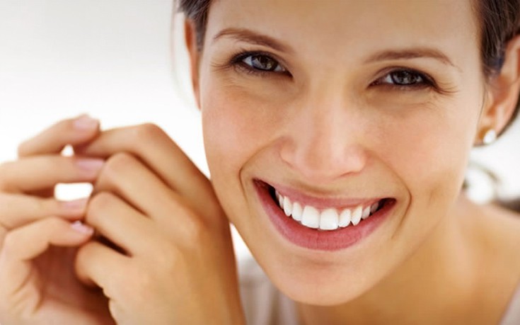 Τρεις συμβουλές για πιο λευκά δόντια