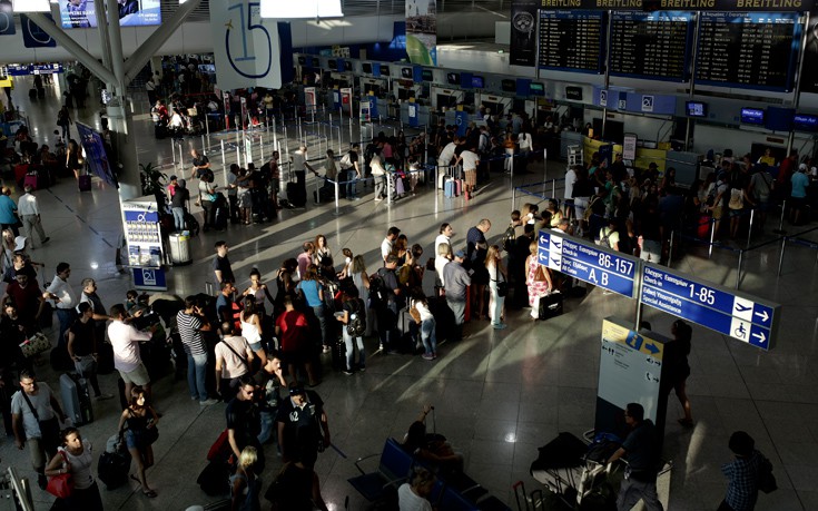 Σε ανοδική τροχιά η κίνηση των επιβατών στα ελληνικά αεροδρόμια