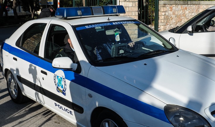 Η αστυνομία βρήκε τον δράστη απάτης σε βάρος ηλικιωμένου από τον οποίο πήρε 40.000 ευρώ