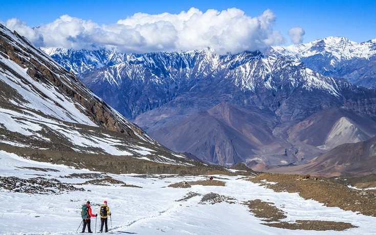 Νεπάλ: 84χρονος ορειβάτης τραυματίστηκε λίγο πριν ανέβει και στο 14ο ψηλότερο βουνό του κόσμου