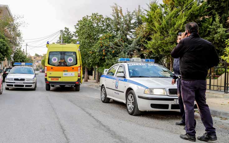 Αυτοκίνητο συγκρούστηκε με λεωφορείο στην Κρήτη, δύο τραυματίες