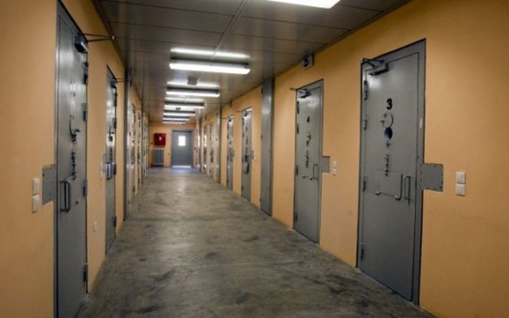 Άγρια συμπλοκή με νεκρό σε κελί στις φυλακές Νιγρίτας