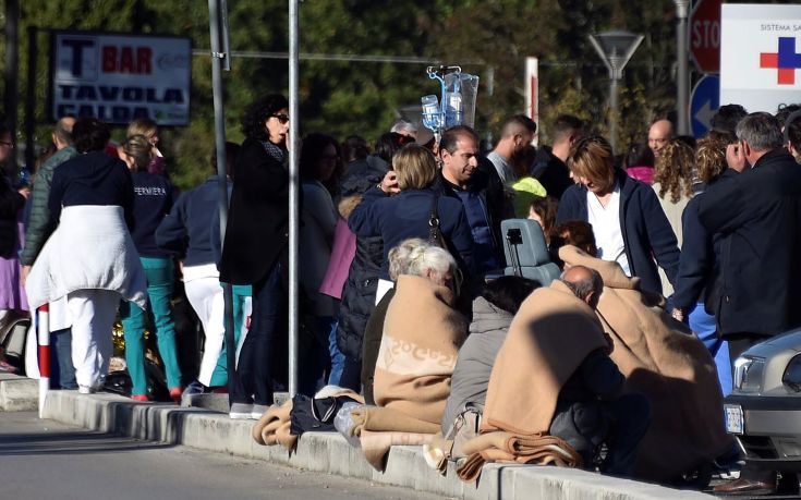 Κατέρρευσαν κτίρια από τον σεισμό στην Ιταλία