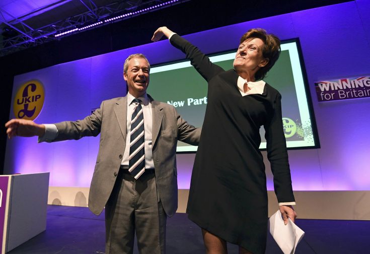 Μόλις 18 ημέρες έμεινε στη θέση της η διάδοχος του Φάρατζ στο UKIP Νταϊάν Τζέιμς