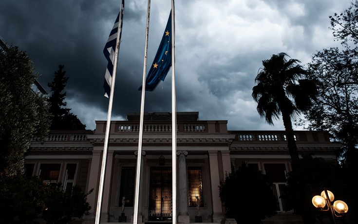Στελέχη ΣΥΡΙΖΑ: Καταρρέει και το δημοσκοπικό αφήγημα του Μητσοτάκη