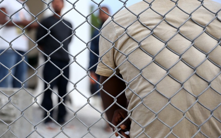 Μια εφαρμογή είναι ο «οδηγός επιβίωσης» των προσφύγων στην Ελλάδα