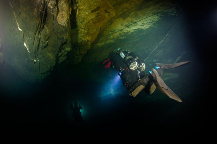 Υποβρύχιο σπήλαιο με βάθος 404 μέτρων ανακαλύφθηκε στην Τσεχία