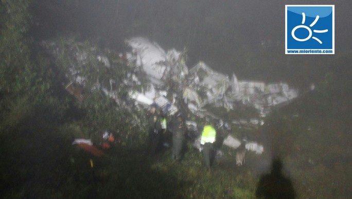 Διασώθηκαν τρεις ποδοσφαιριστές από τη συντριβή του αεροσκάφους στην Κολομβία