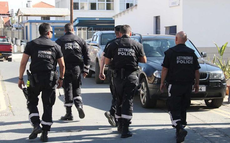 Αστυνομικοί συνελήφθησαν για εμπορία προσώπων στην Κύπρο