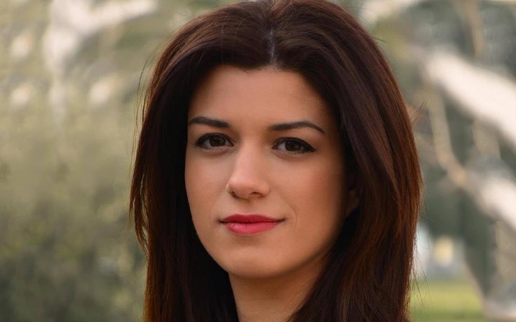 Η 28χρονη που αναλαμβάνει το γραφείο του πρωθυπουργού στη Θεσσαλονίκη