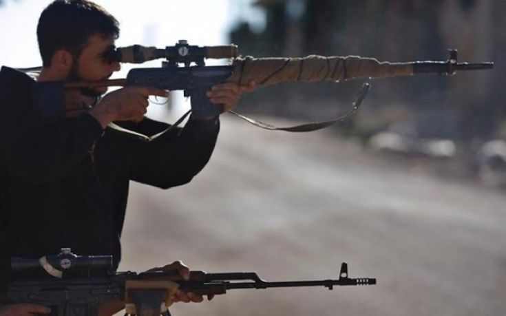 Σκότωσε 11 μαχητές του ISIS και ζει τον έρωτά του εγκλωβισμένος στη Θεσσαλονίκη