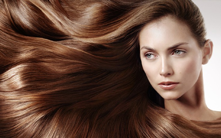 Τέσσερα tips για να μακρύνουν πιο γρήγορα τα μαλλιά σας