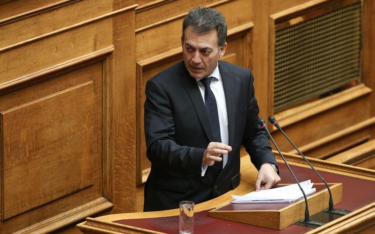 ΝΔ: Η κυβέρνηση μεταφέρει το πρόβλημα με τα μπλοκάκια στους εργαζόμενους