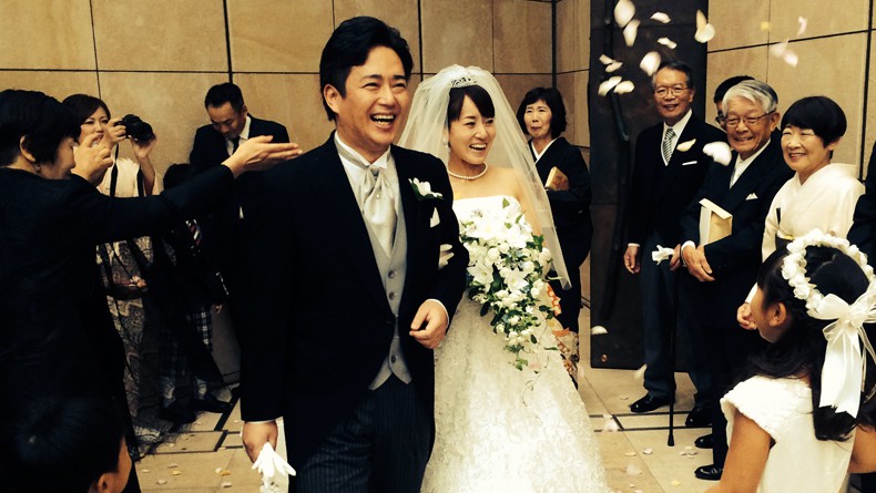 Στην Ιαπωνία παντρεύονται τους καλύτερούς τους φίλους