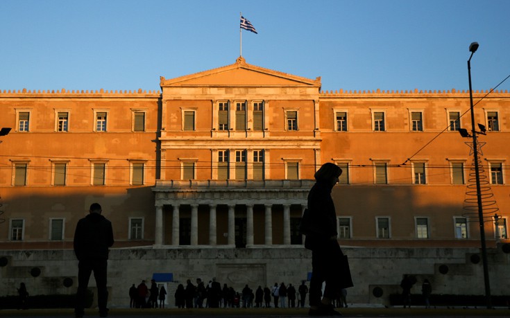 Αναβάλλεται λόγω εθνικού πένθους η αυριανή συνεδρίαση της Βουλής