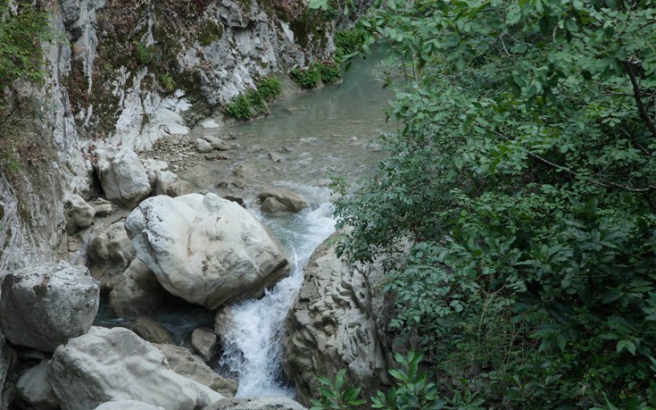 ΚΑΤΑΡΡΑΚΤΕΣ ΤΡΥΦΟΥ ΑΙΤΩΛΟΑΚΑΡΝΑΝΙΑΣ