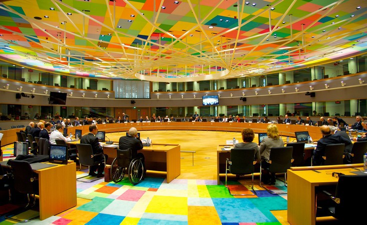 Αδιέξοδο στο Eurogroup με κοινή γραμμή για μείωση συντάξεων και αφορολόγητου