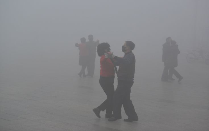 2017-01-03T035858Z_1576574856_RC1A4336E120_RTRMADP_3_CHINA-POLLUTION