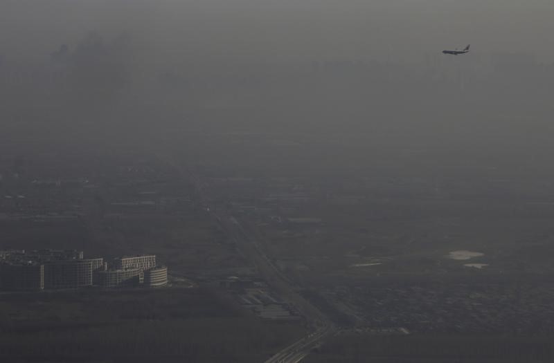 2017-01-03T122104Z_1_MTZGRQED137EDGZU_RTRFIPP_0_CHINA-POLLUTION