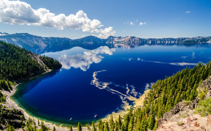 CraterLake_2_shutterstock_239725930_edited