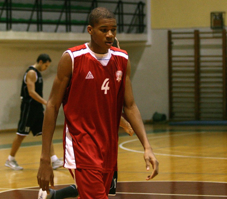 Giannis_Antetokounmpo12