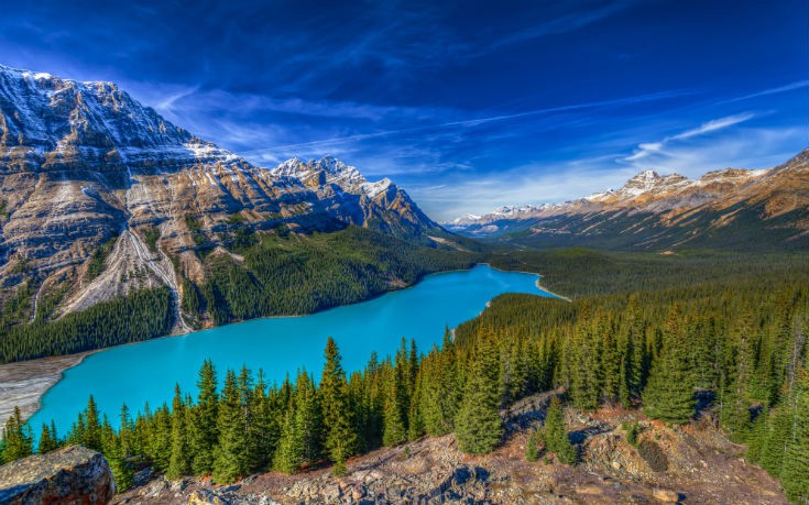 PeytoLake_shutterstock_353758985_edited