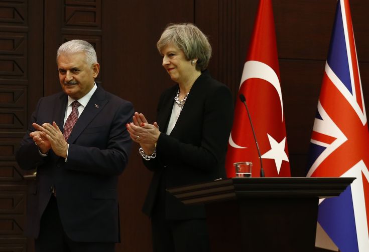 Συμφωνία συνεργασίας Βρετανίας- Τουρκίας για την κατασκευή τουρκικών μαχητικών αεροσκαφών