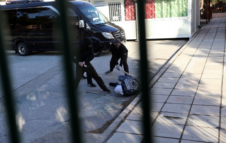 Ισχυρά αστυνομικά μέτρα στο Ωραιόκαστρο μετά τα επεισόδια