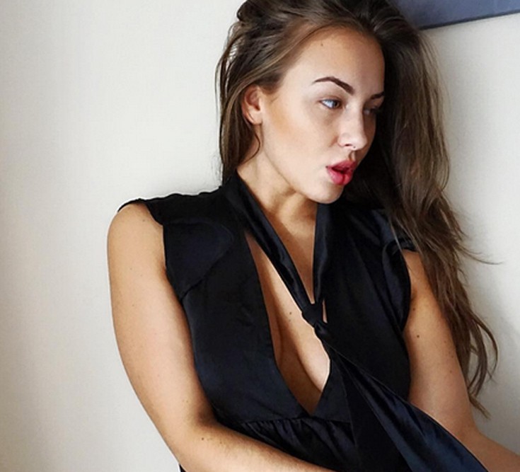 Η φλογερή Ashleigh Defty Η φλογερή Ashleigh Defty