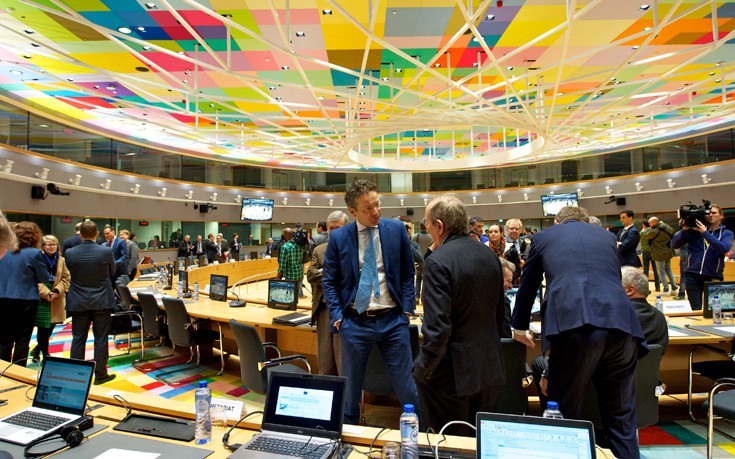 H Γαλλία κινητοποιείται για λύση στο Eurogroup