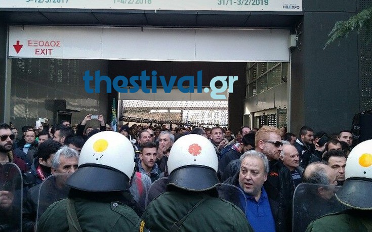 Ένταση μεταξύ αγροτών και αστυνομικών στη Θεσσαλονίκη
