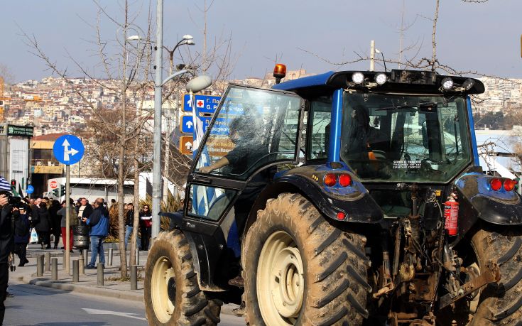 Αυξάνονται τα μπλόκα των αγροτών στη Δυτική Μακεδονία