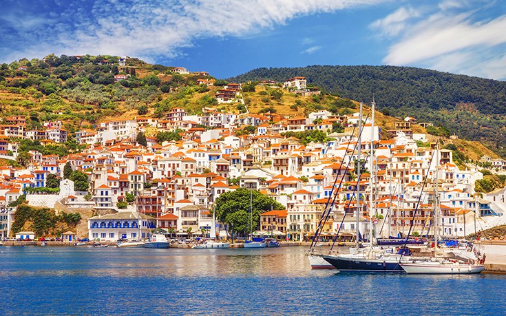 Ελληνικό νησί στους ομορφότερους μυστικούς θησαυρούς στον κόσμο