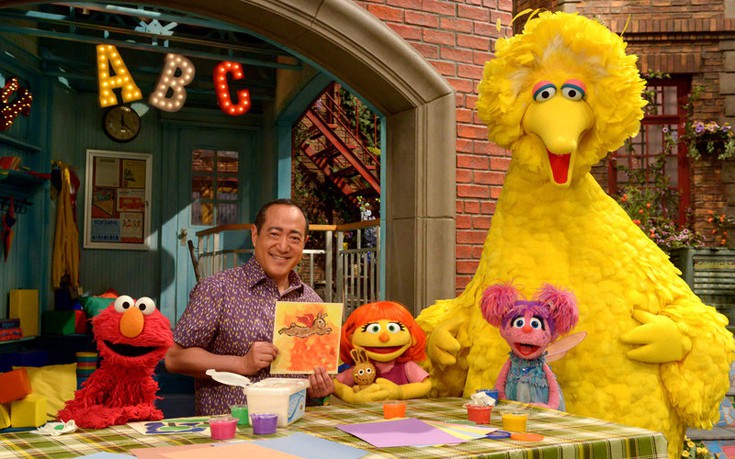 Η πρώτη ηρωίδα του «Sesame Street» με αυτισμό