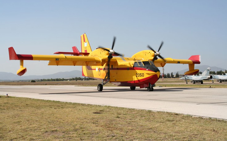 H συνεισφορά της Πολεμικής Αεροπορίας στις πυρκαγιές τον Δεκαπενταύγουστο