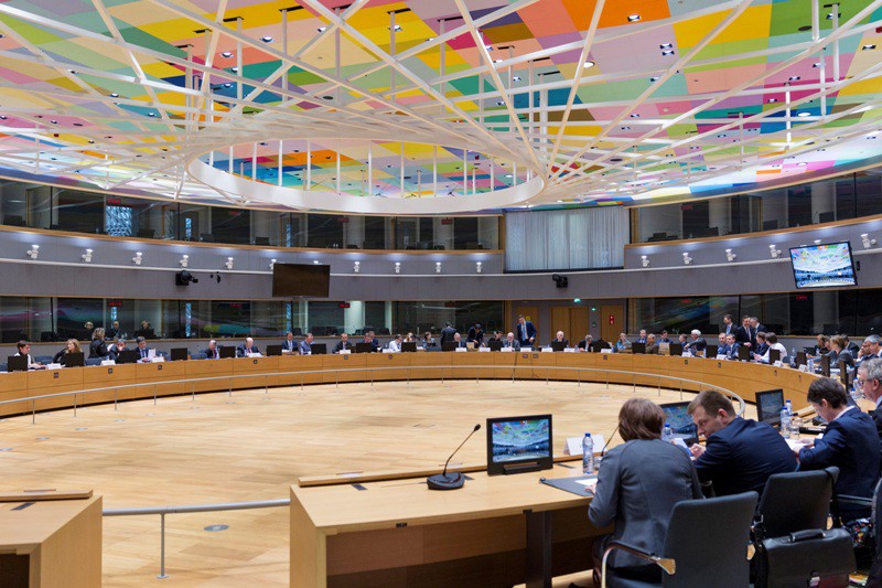 Δόση 8,5 δισ. ευρώ και χρέος στο τραπέζι του Eurogroup