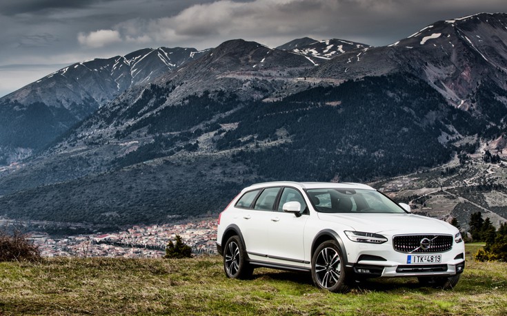 Το Volvo V90 Cross Country στην Ελλάδα