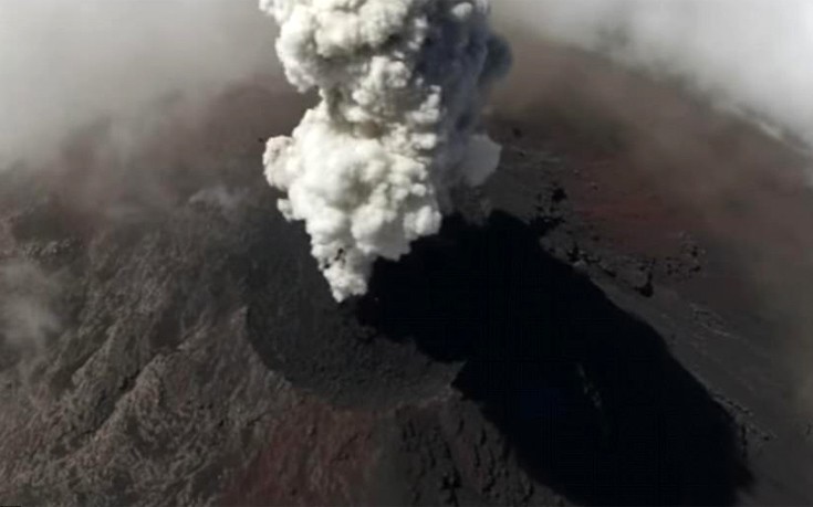 Εντυπωσιακές εικόνες από τα ηφαίστεια της Γουατεμάλας με drone