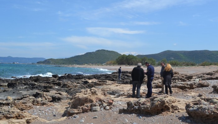 Οικογένεια ανακάλυψε ακέφαλο πτώμα σε παραλία της Κρήτης