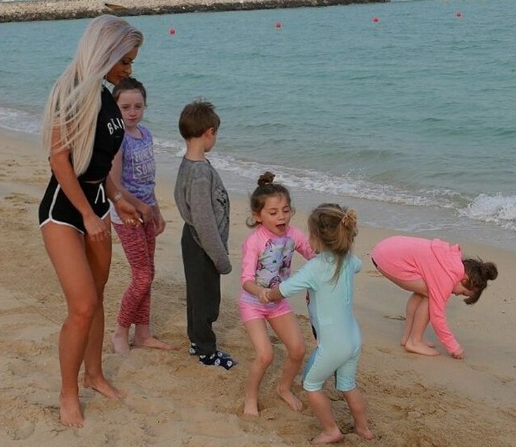 simonegatelyfitmum9