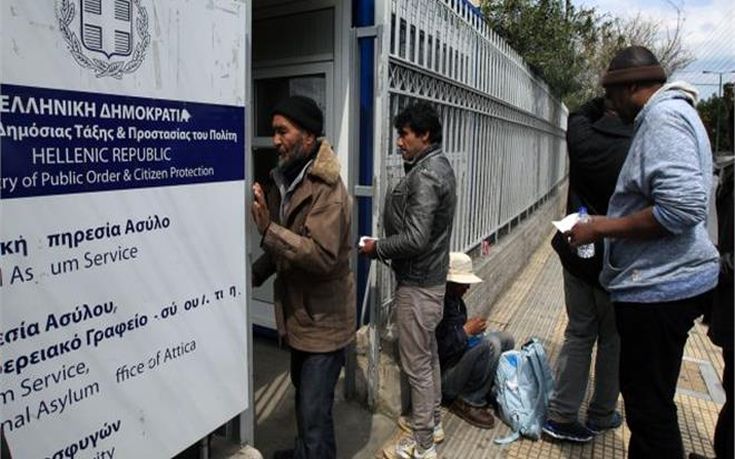 Ως το τέλος Οκτωβρίου η πρώτη επιστροφή αιτούντα άσυλο στην Ελλάδα